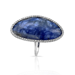 ANELLO CON CENTRO IN TANZANITE TAGLIO FANCY E CONTORNO IN BRILLANTI