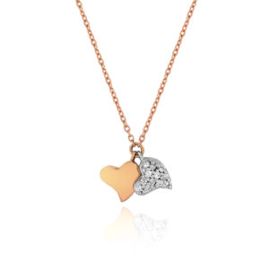 COLLANA CON DUE CUORICINI PENDENTI, UNO DEI DUE INCASSATO IN BRILLANTI